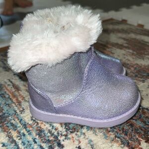 NEW Cat & Jack Baby Girls Size 4 Oriole Fleece Ankle Fashion BOOTS Purple